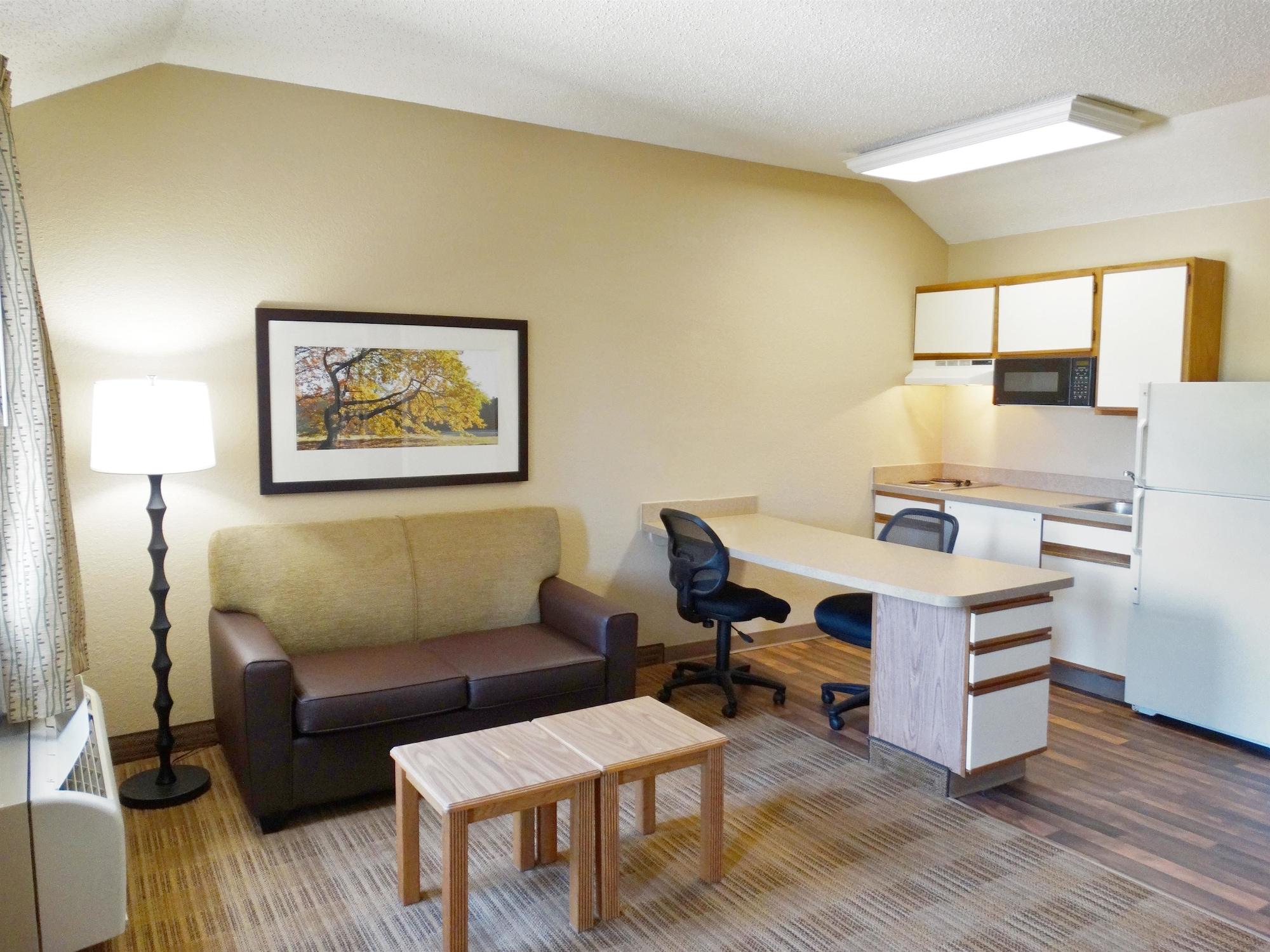 Extended Stay America Select Suites - Jacksonville Salisbury Rd Southpoint Buitenkant foto