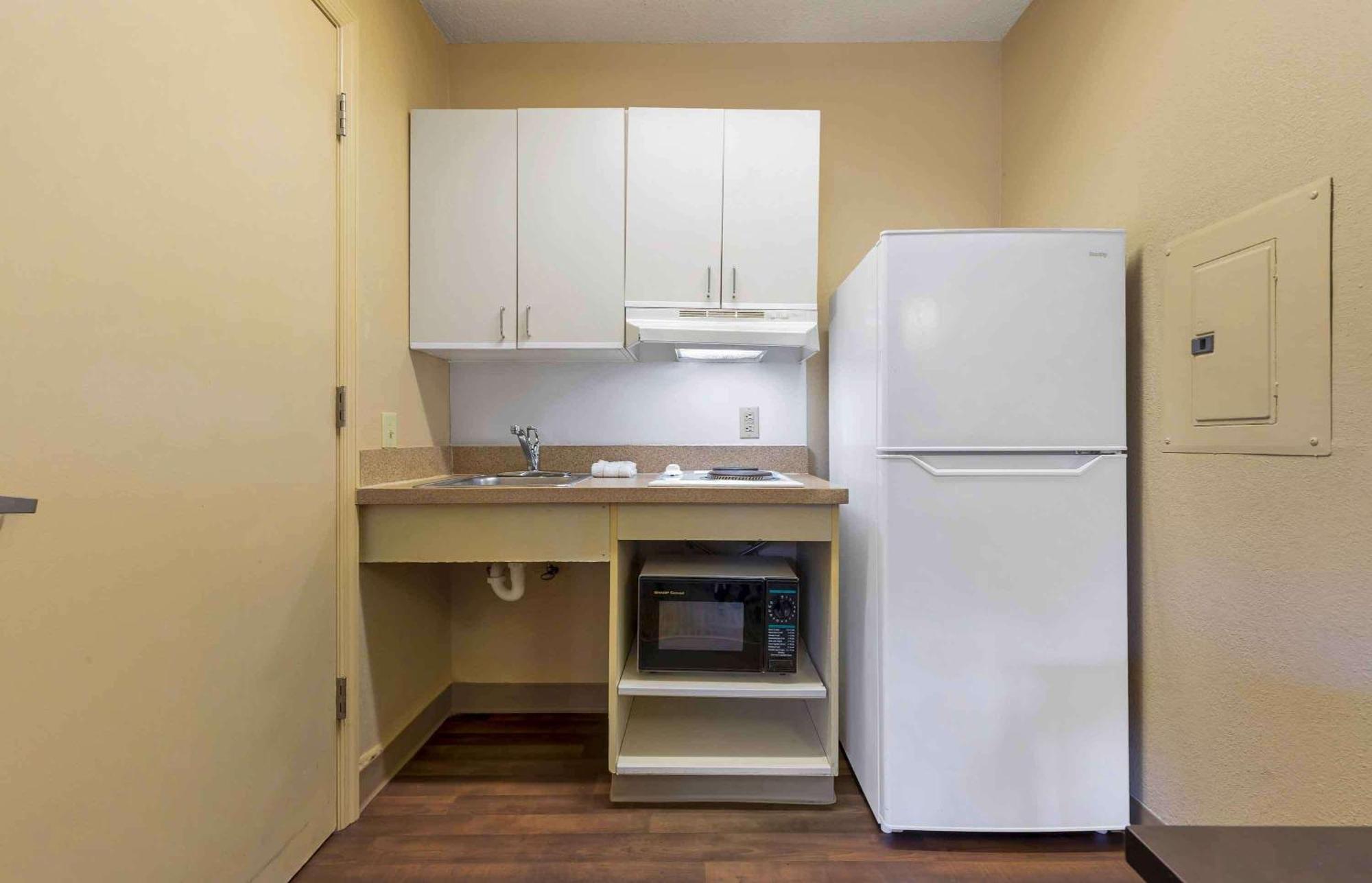 Extended Stay America Select Suites - Jacksonville Salisbury Rd Southpoint Buitenkant foto