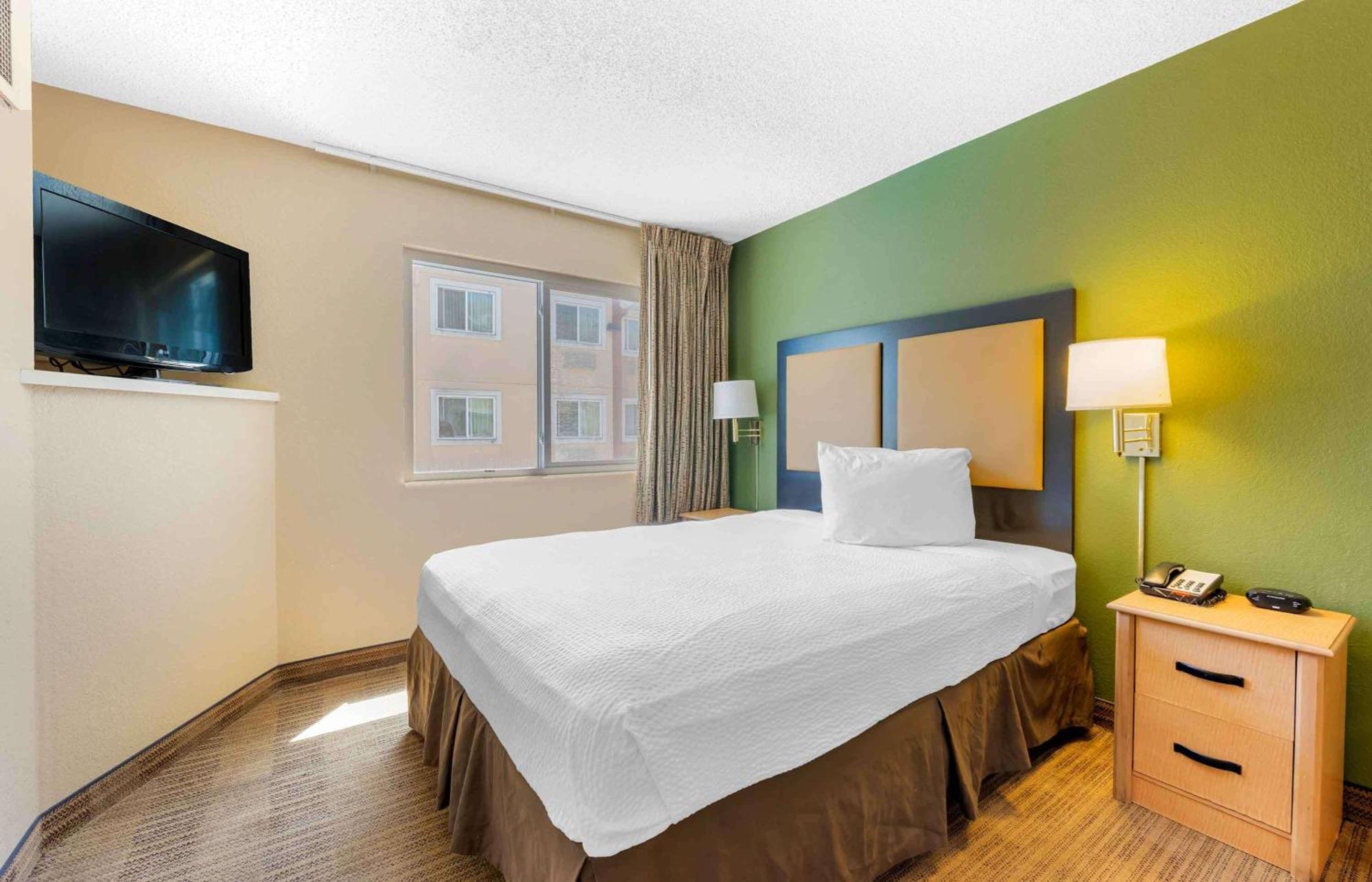 Extended Stay America Select Suites - Jacksonville Salisbury Rd Southpoint Buitenkant foto