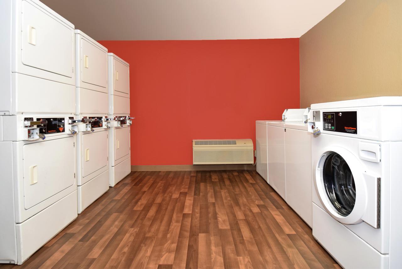 Extended Stay America Select Suites - Jacksonville Salisbury Rd Southpoint Buitenkant foto